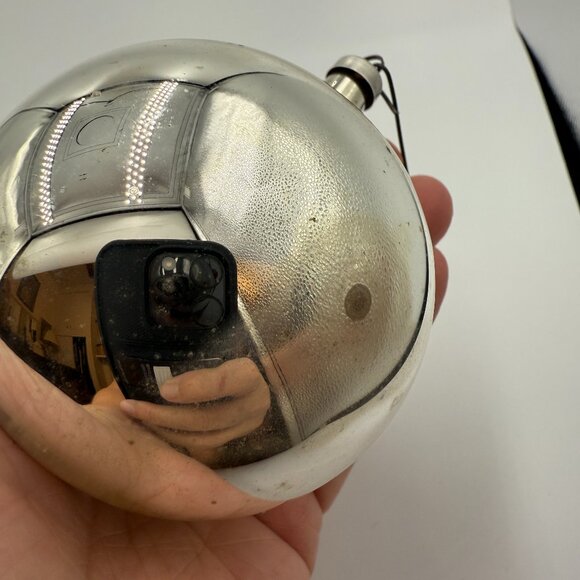 2 VTG MERCURY MICA GLASS INDENT PAINTED CHRISTMAS ORNAMENTS Austria  GOLD GREEN - Picture 15 of 16